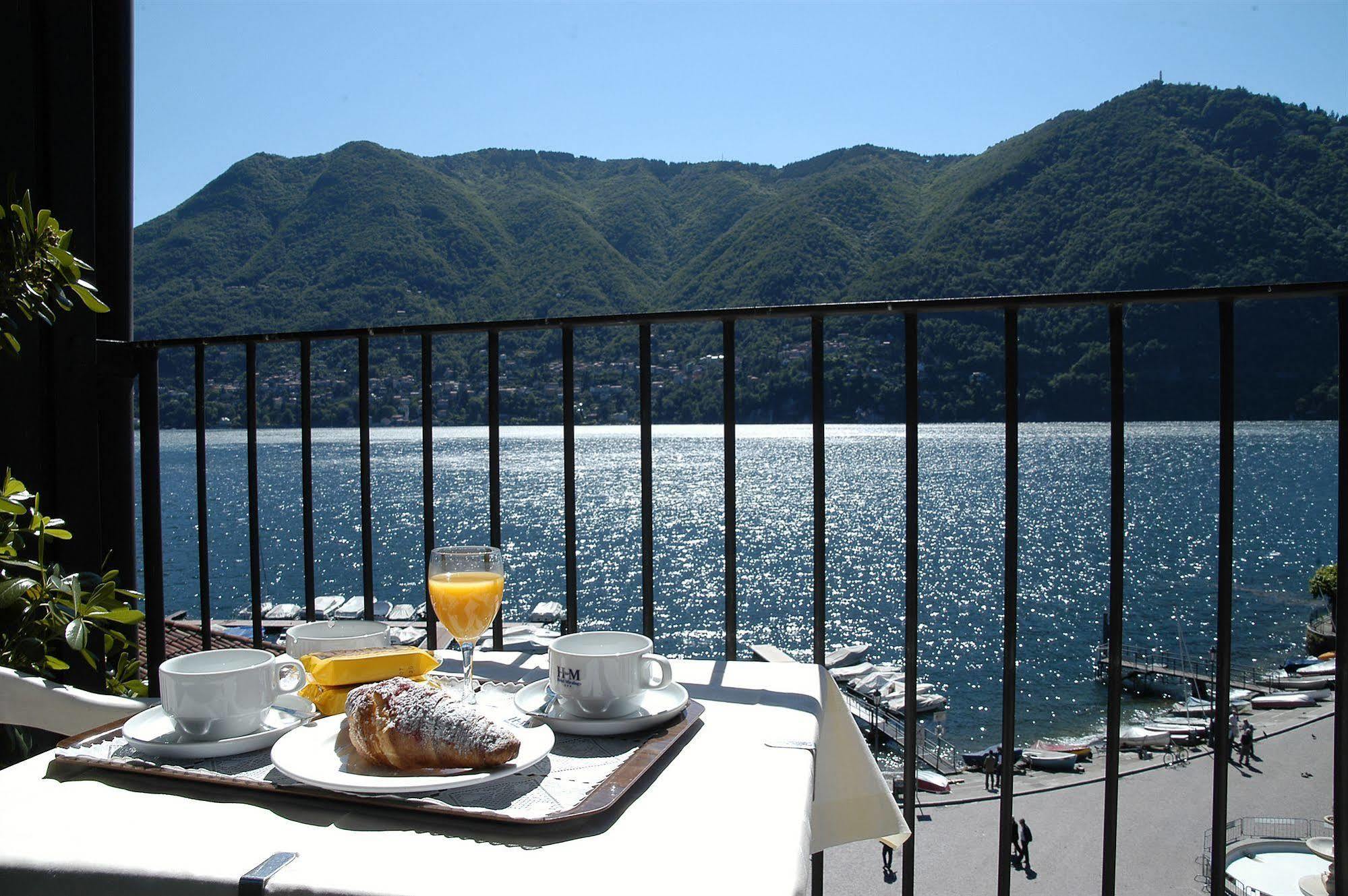 Hotel Miralago เชอร์นอบบิโอ ภายนอก รูปภาพ